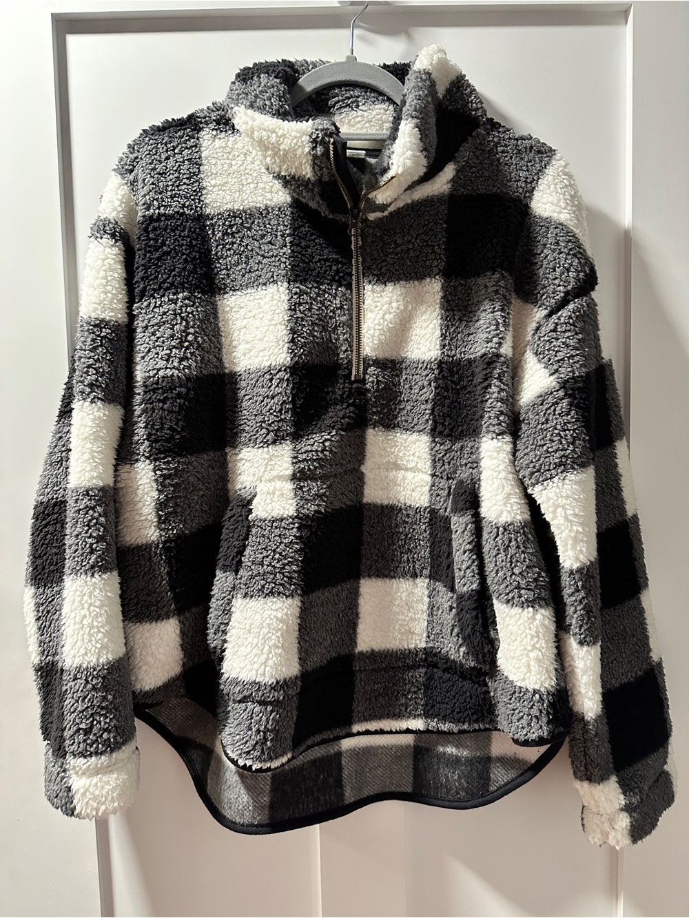 Old Navy Black & White Buffalo Check Sherpa Half-Zip Pullover